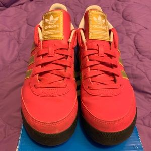 Girl’s Adidas Superstars Orion 2 Pink/Gold Size 3